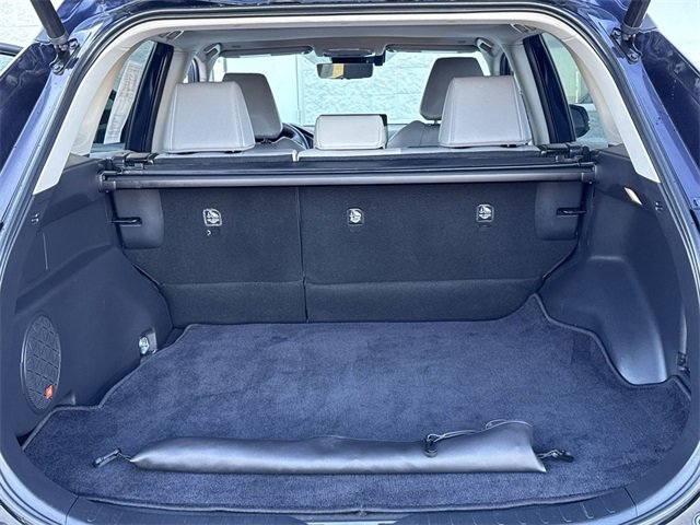 Used 2023 Toyota RAV4 XLE Premium image 10