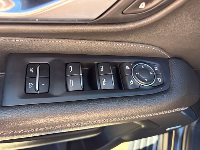 Used 2021 GMC Yukon Denali w/ Denali Premium Package AWD/4WD image 10