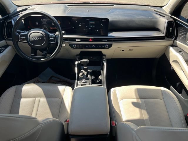 Certified 2025 Kia Sorento S w/ Panoramic Sunroof Package FWD image 14