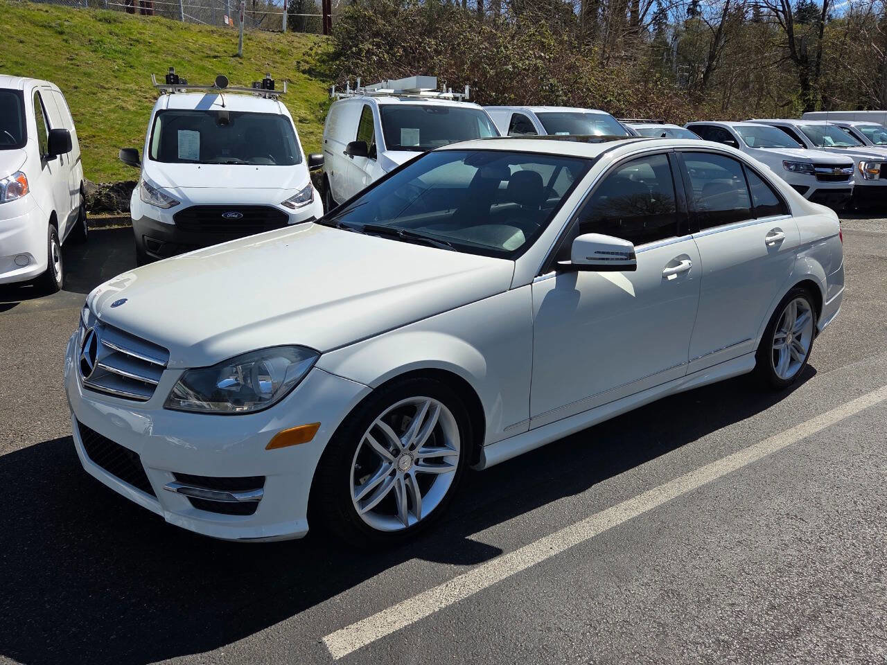 Used 2012 Mercedes-Benz C 300 4MATIC Sedan image 3
