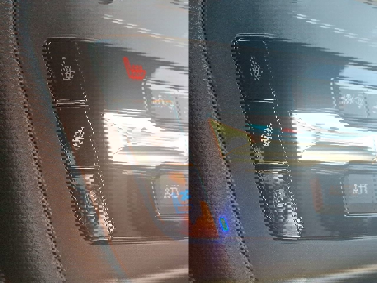 Used 2020 Ford Explorer ST image 19