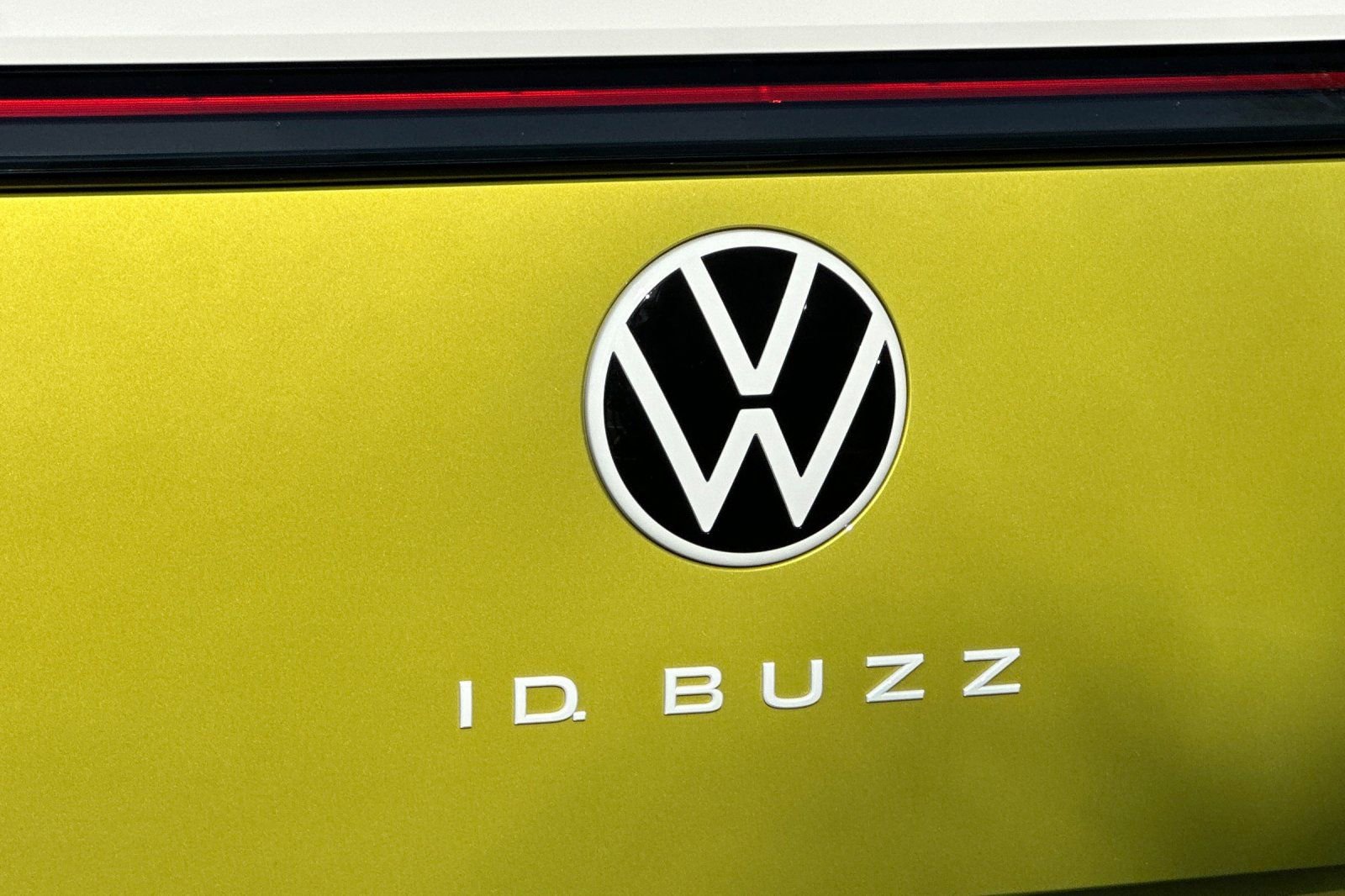 New 2025 Volkswagen ID. Buzz 1st Edition image 27