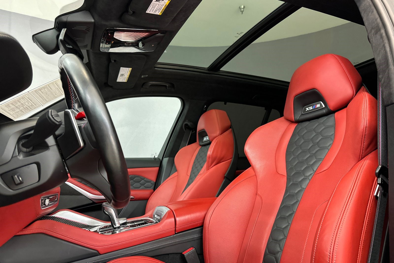 Used 2022 BMW X5 M w/ Competition Package 2 image 15