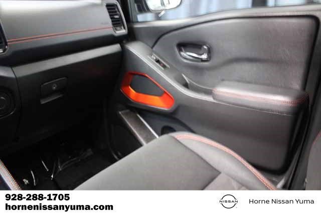 Used 2022 Nissan Frontier PRO-4X w/ Off-Road Protection Package image 11