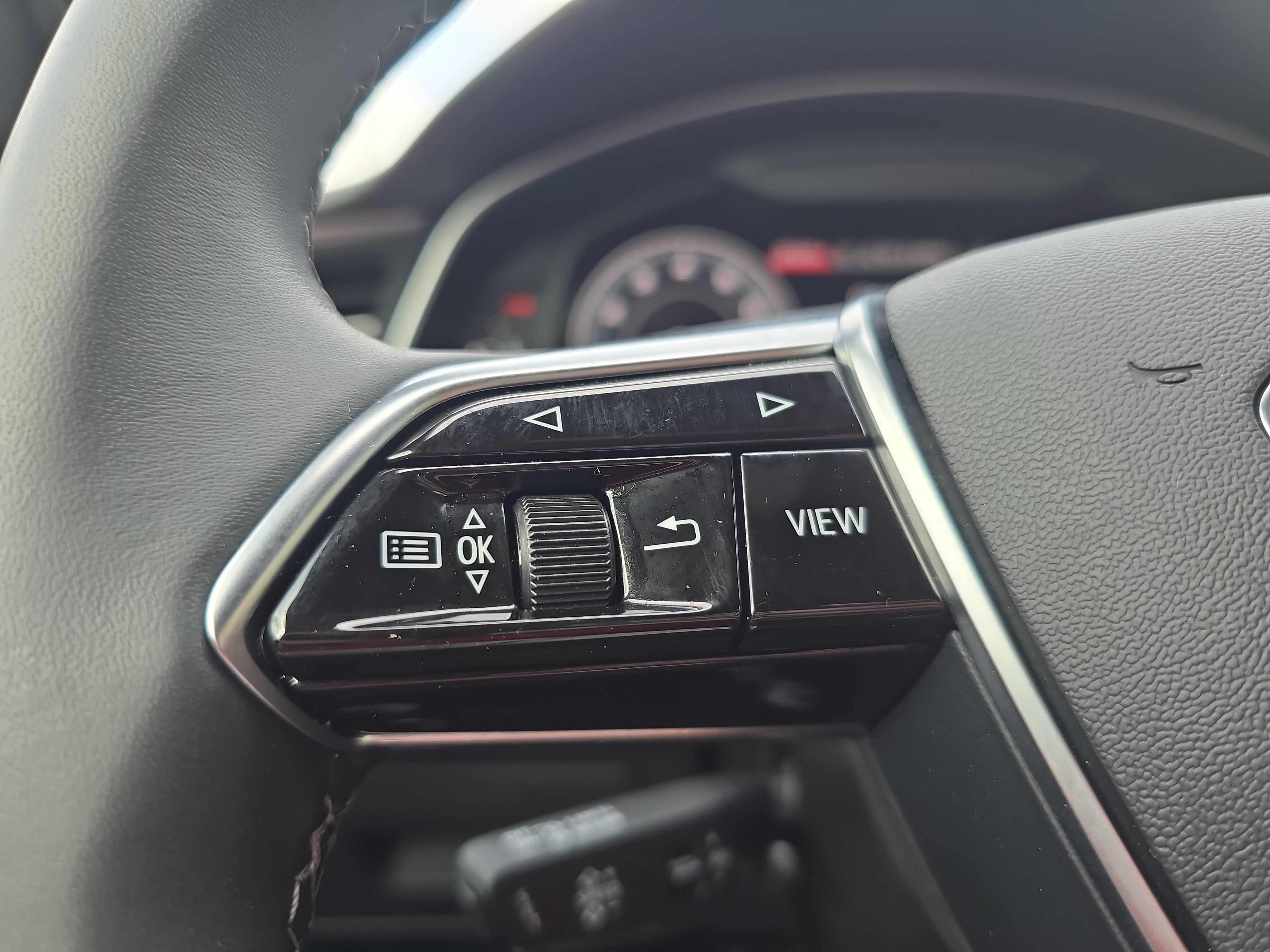 Used 2025 Audi A6 Premium Plus w/ Premium Plus Package AWD/4WD image 17