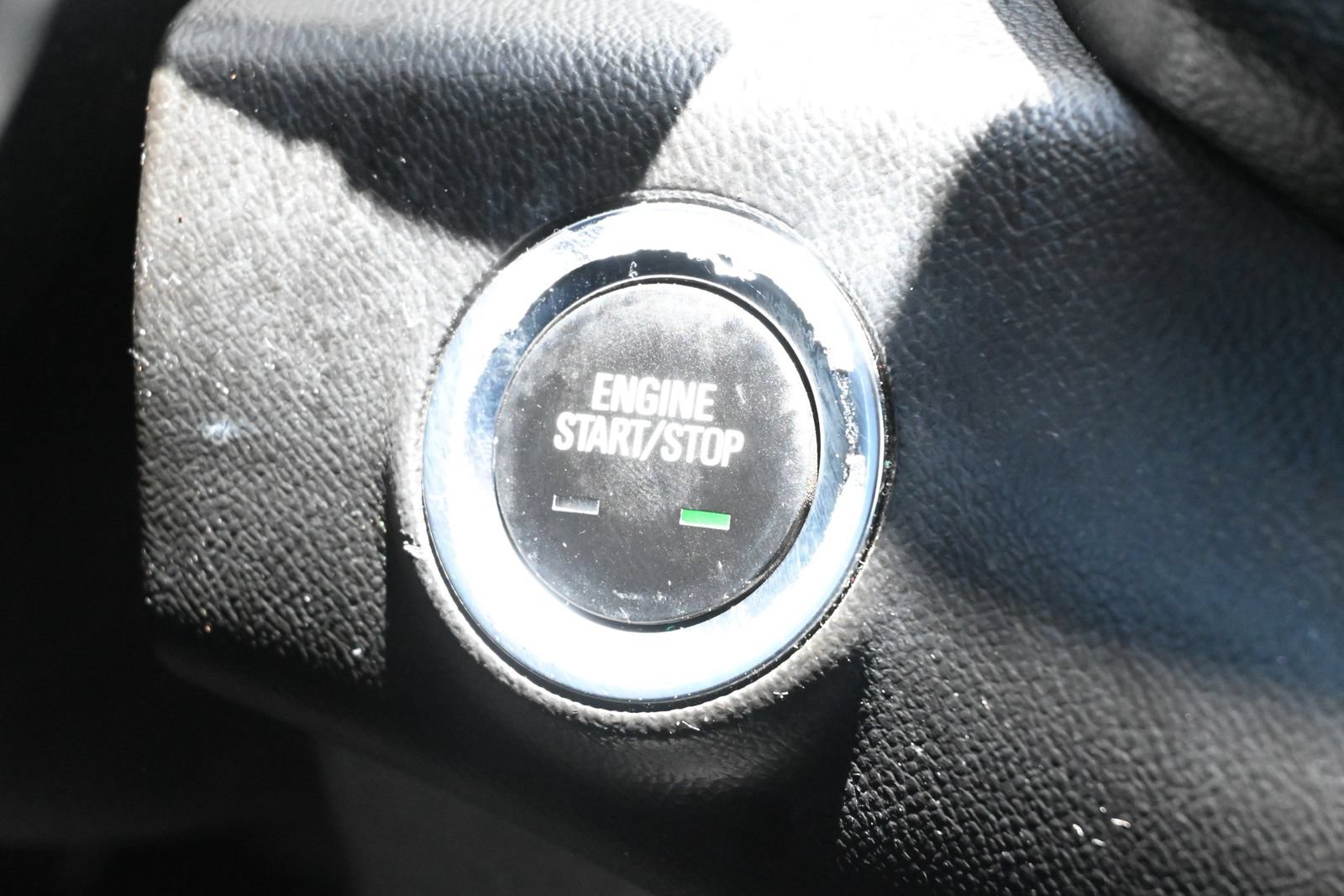 Used 2021 GMC Terrain SLT w/ LPO, 'HIT The Road' Package FWD image 23