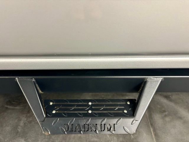 Used 2018 Chevrolet Silverado 1500 LT w/ All Star Edition image 37