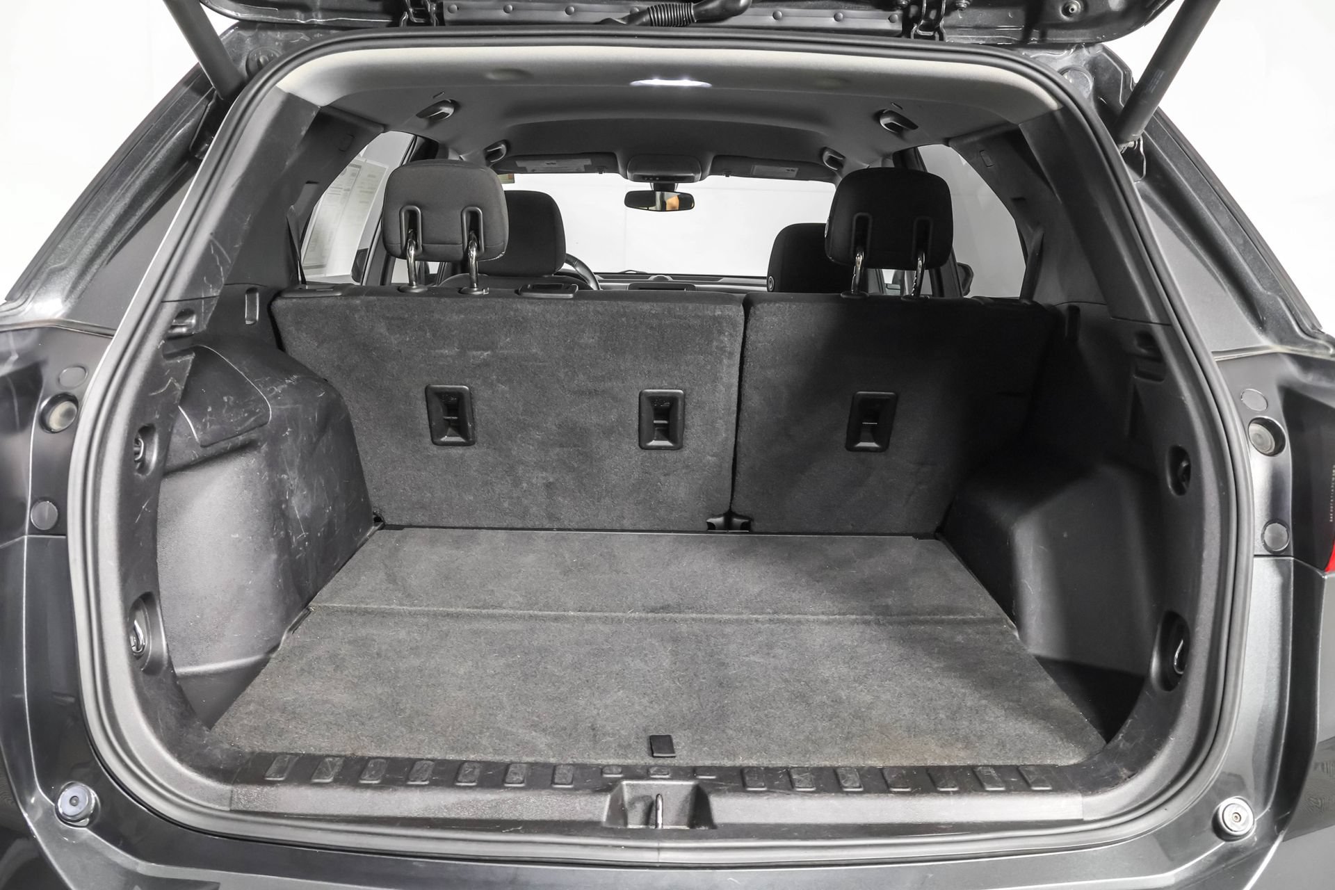 Used 2018 Chevrolet Equinox LT AWD/4WD image 40