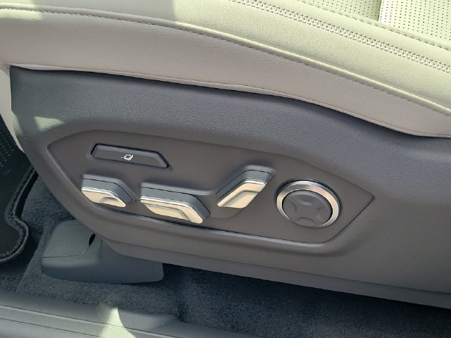 New 2026 Hyundai Santa Fe Calligraphy AWD/4WD image 18