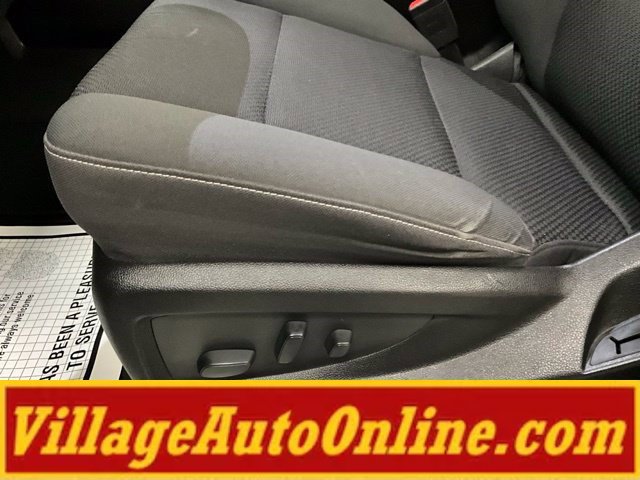 Used 2018 Chevrolet Silverado 1500 LT w/ All Star Edition AWD/4WD image 15