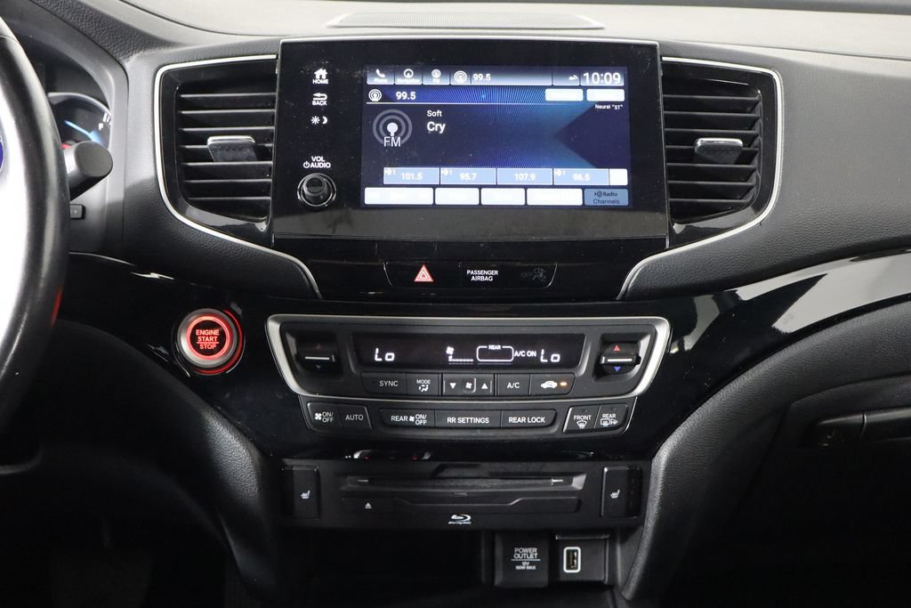 Used 2022 Honda Pilot Touring image 28