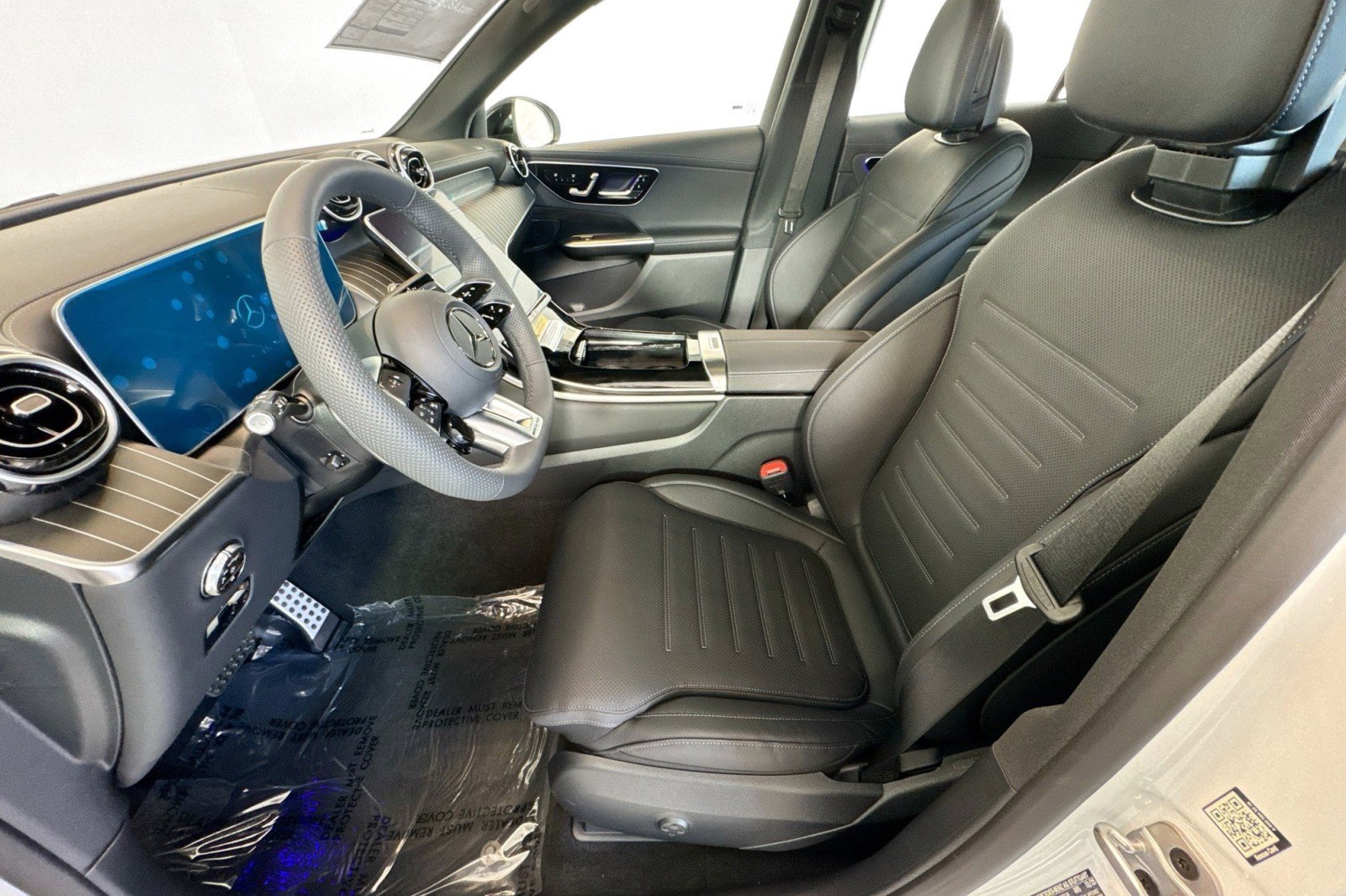 New 2026 Mercedes-Benz GLC 43 AMG 4MATIC image 17