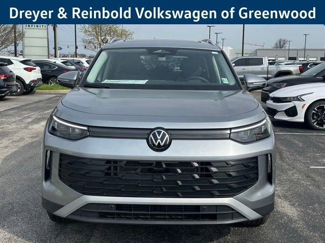 New 2026 Volkswagen Tiguan SE image 2