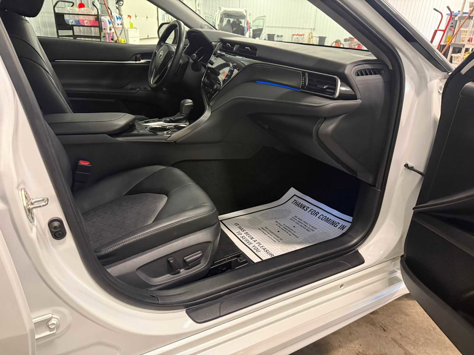 Used 2019 Toyota Camry XSE w/ Navigation Package image 28