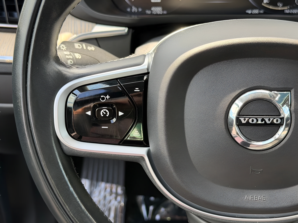 Used 2021 Volvo XC60 T5 Inscription AWD/4WD image 18
