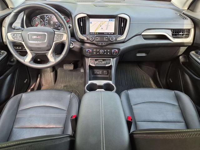 Certified 2024 GMC Terrain Denali w/ Denali Premium Package AWD/4WD image 21