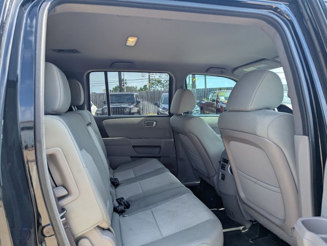 Used 2015 Honda Pilot LX image 15