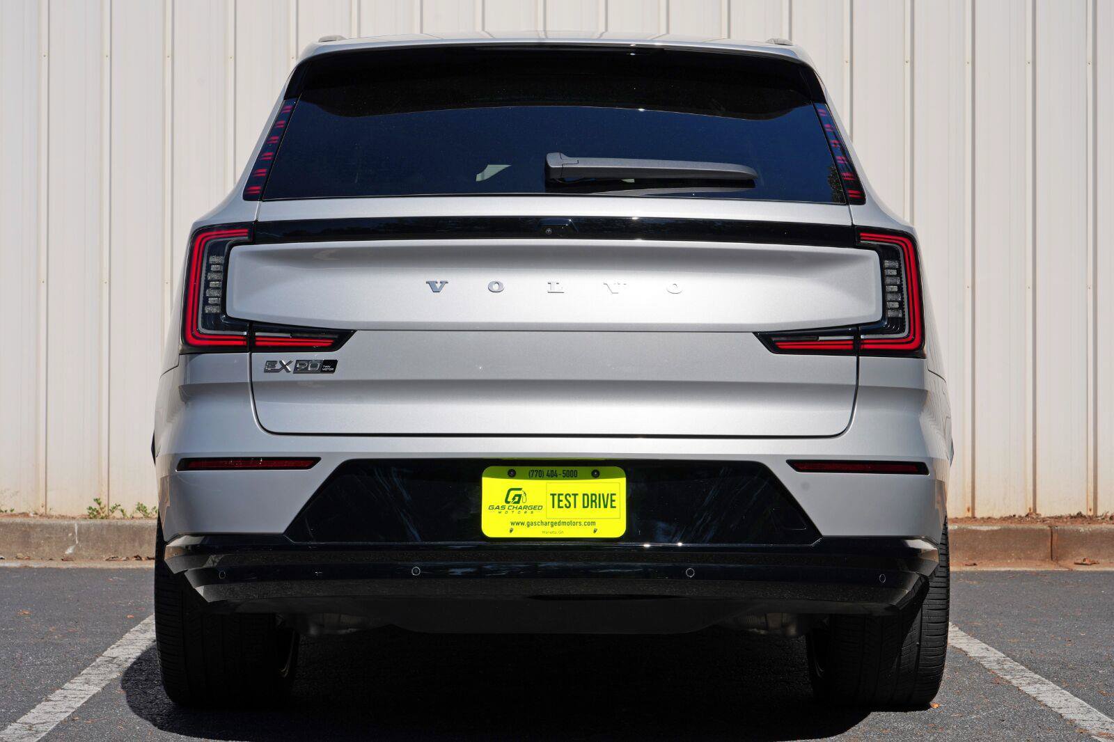 Used 2025 Volvo EX90 Ultra AWD/4WD image 10
