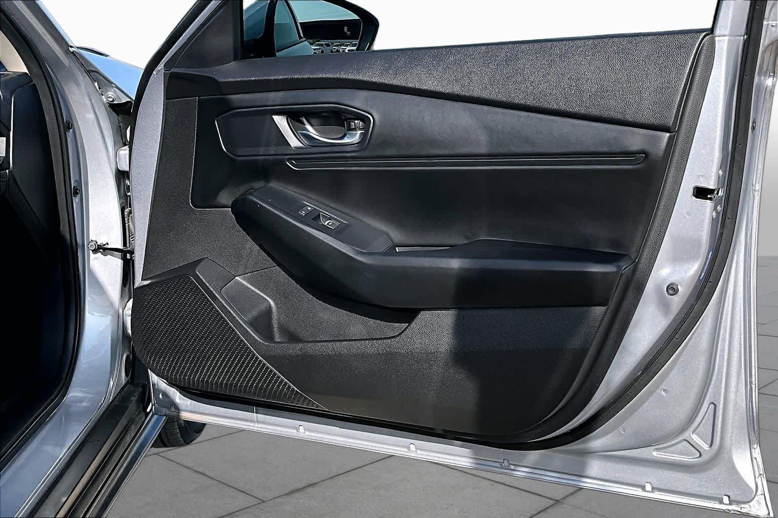 Used 2023 Honda Accord EX image 22