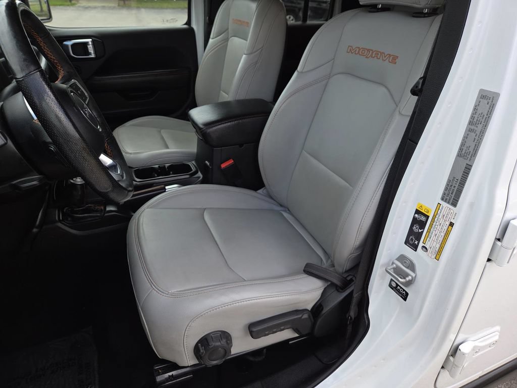 Used 2022 Jeep Gladiator Mojave w/ Cold Weather Group AWD/4WD image 22