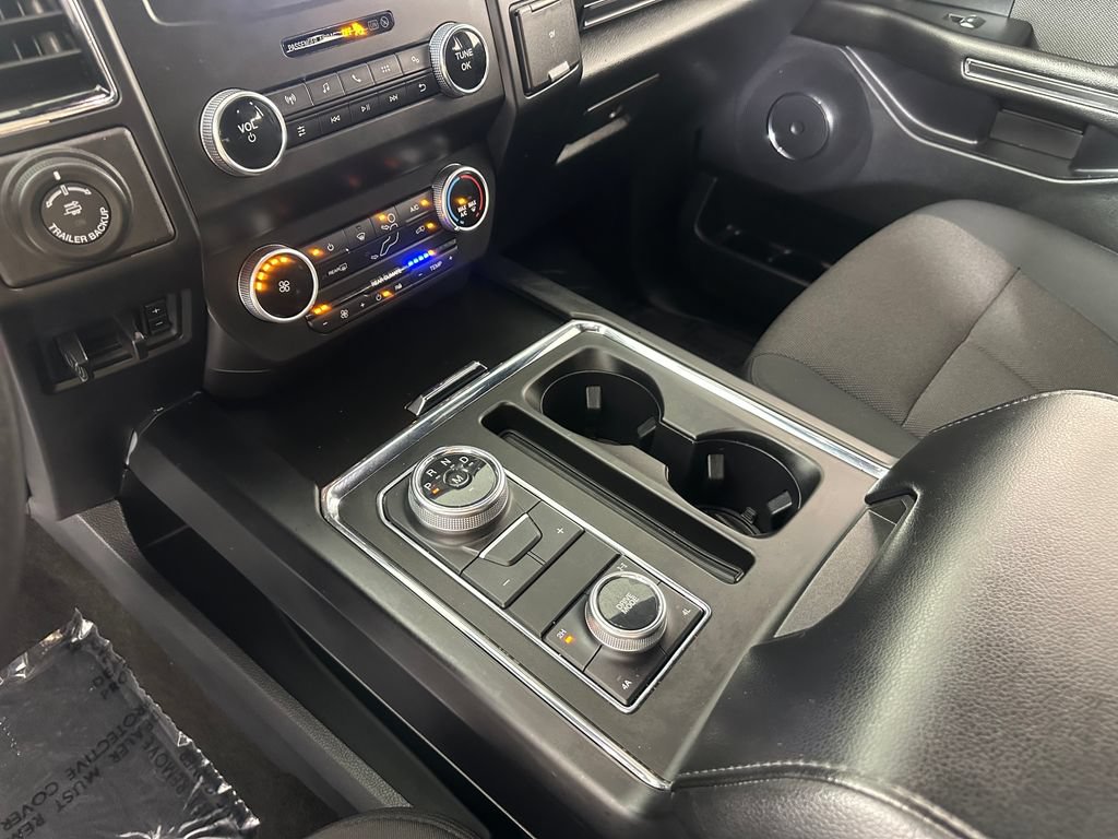 Used 2020 Ford Expedition Max XL AWD/4WD image 38