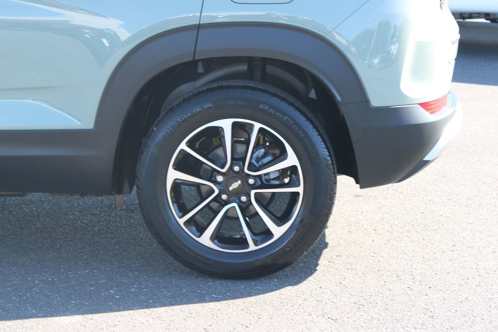 New 2026 Chevrolet TrailBlazer LT FWD image 16
