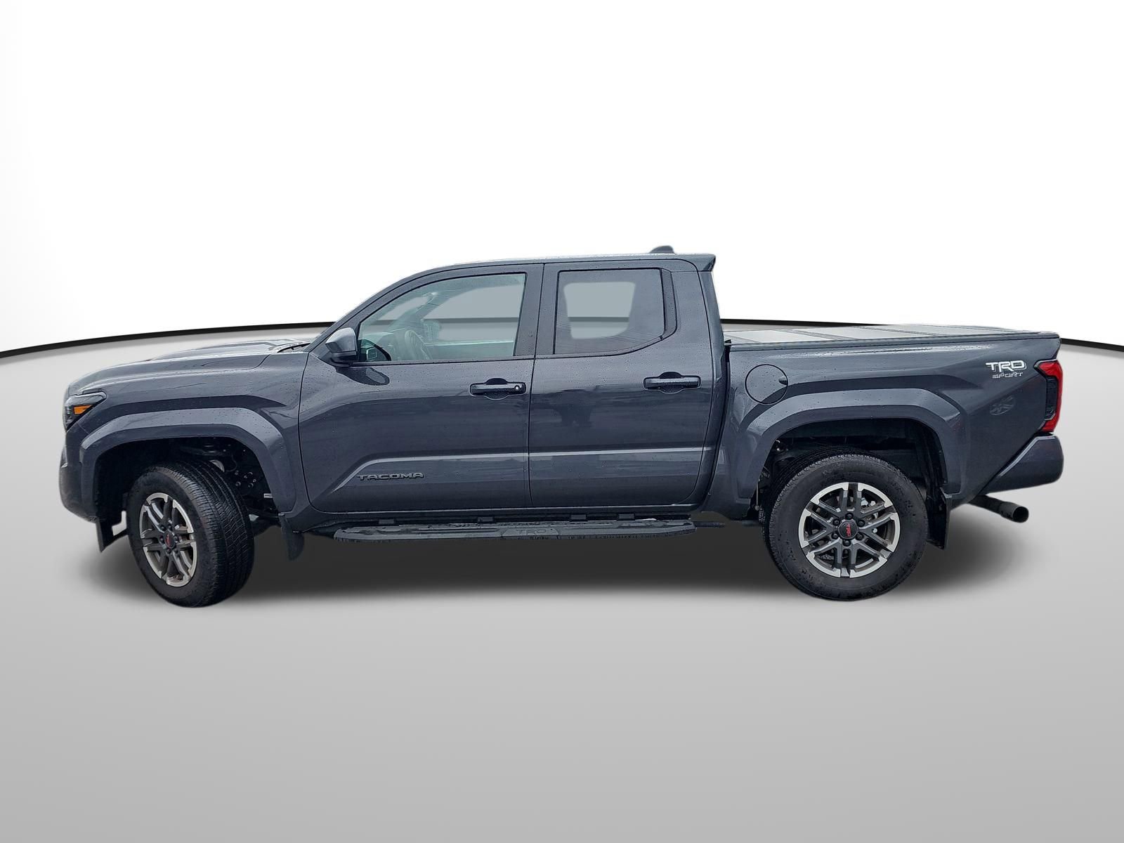 Used 2024 Toyota Tacoma TRD Sport image 2