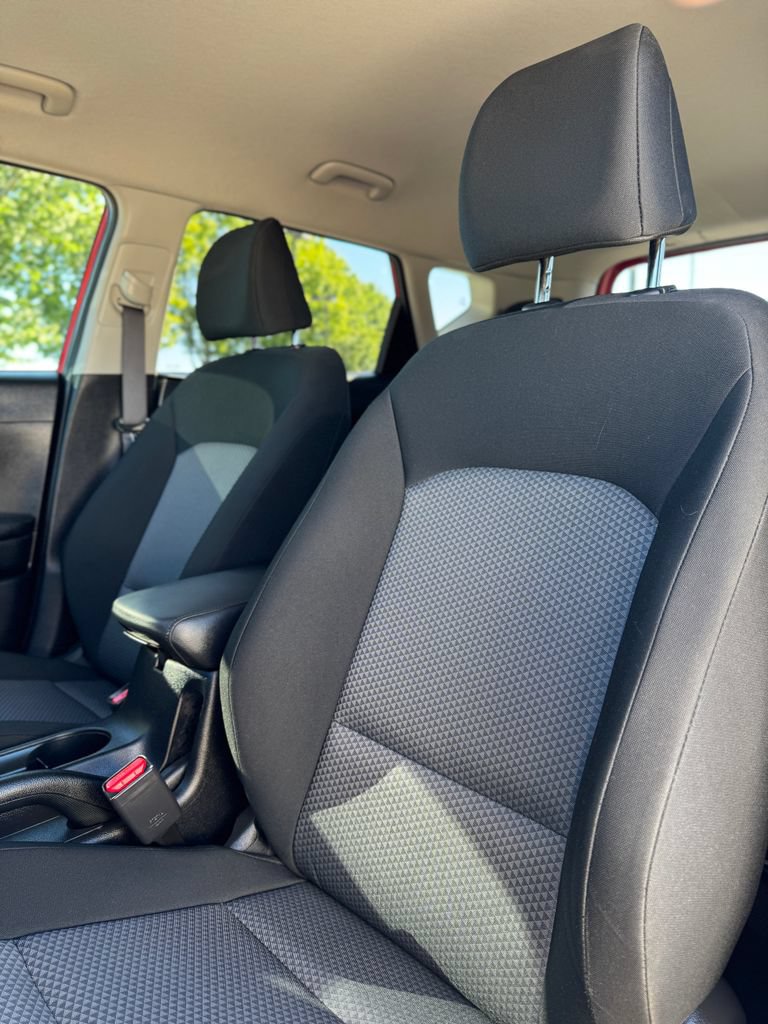 Used 2024 Kia Soul LX w/ Option Group 015 FWD image 31