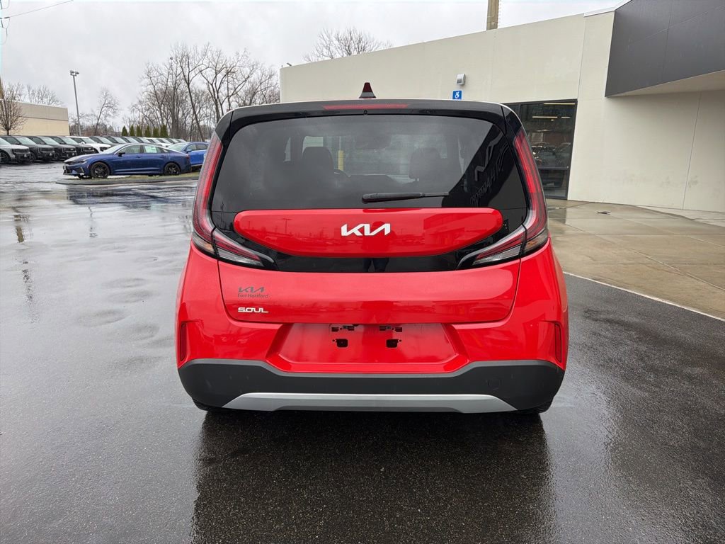 Certified 2023 Kia Soul LX image 7