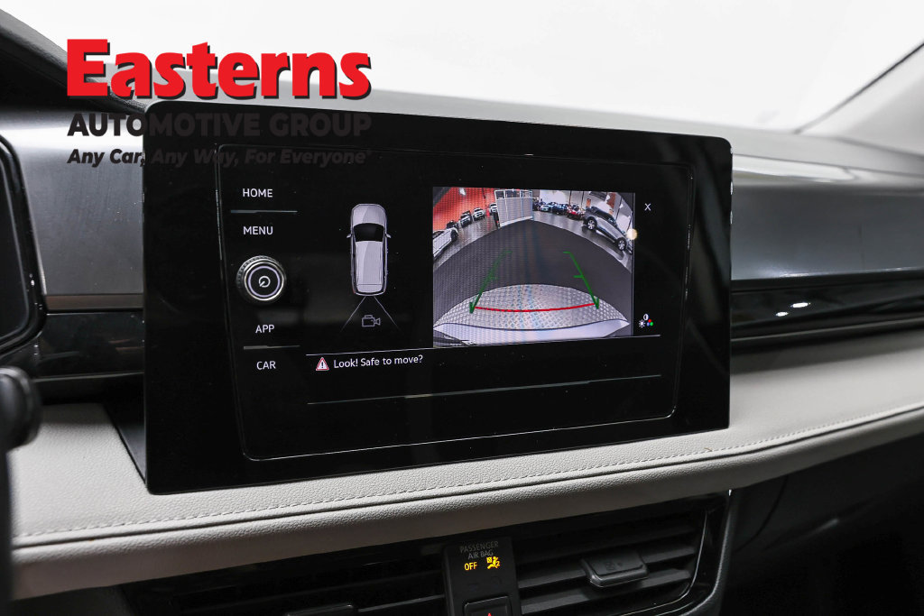 Used 2025 Volkswagen Taos S FWD image 16