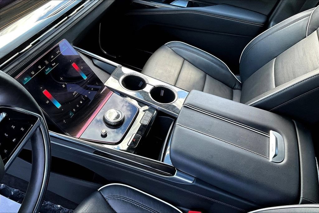 Certified 2025 Cadillac Escalade ESV Premium Luxury AWD/4WD image 18