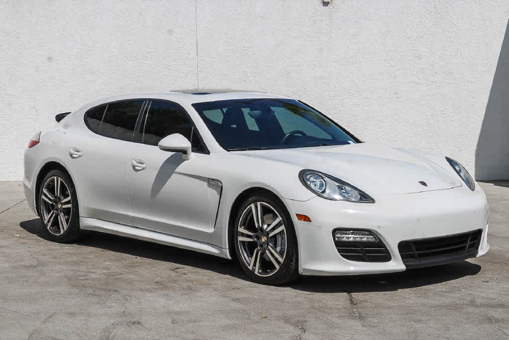 Used 2012 Porsche Panamera RWD image 3