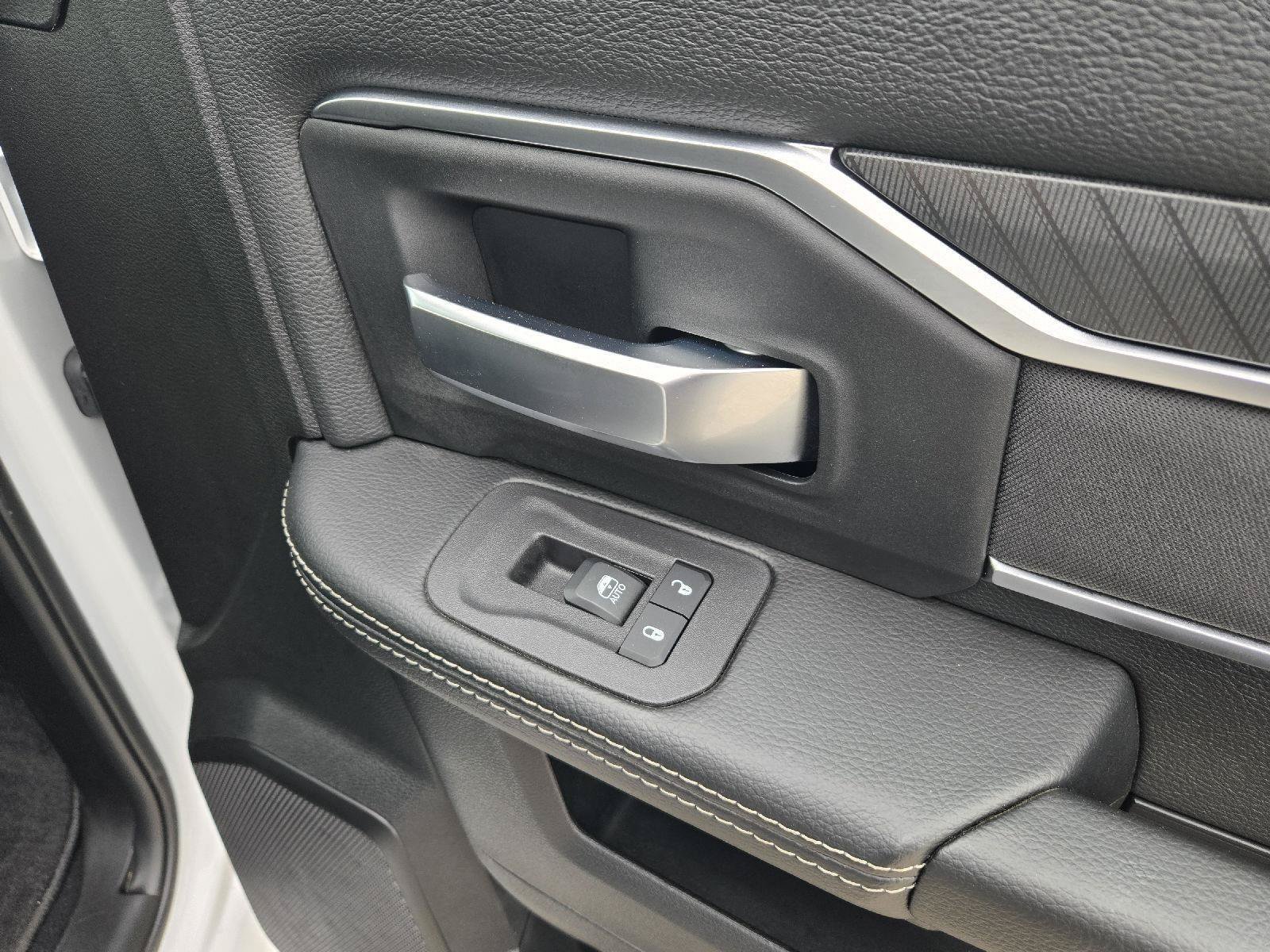 New 2026 RAM 2500 Big Horn RWD image 33