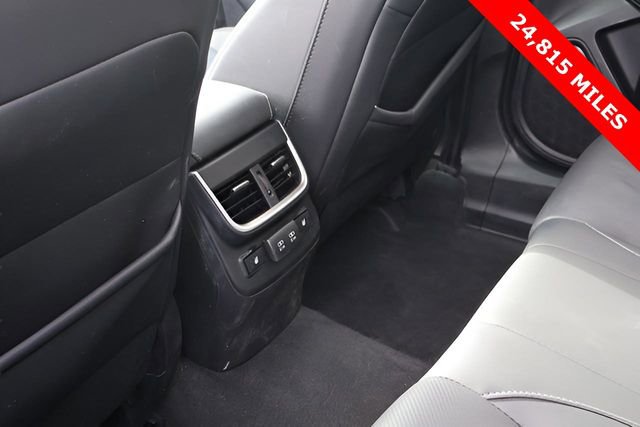 Used 2021 Subaru Outback Limited image 16