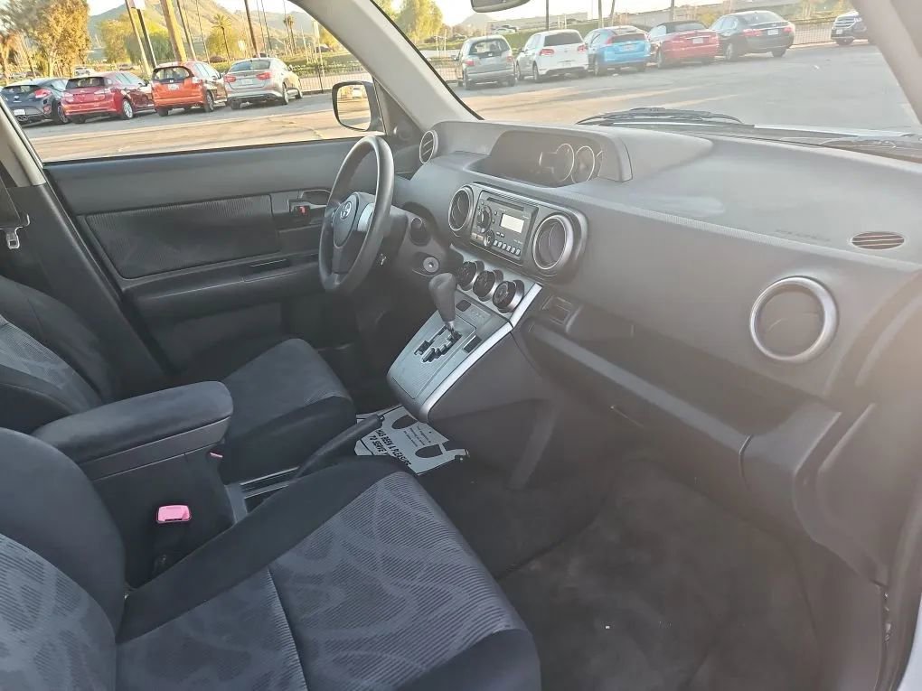 Used 2012 Scion xB image 9