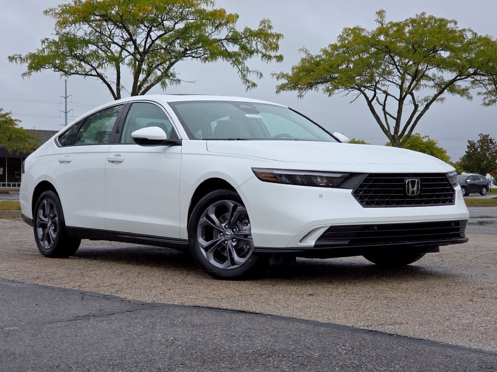 New 2026 Honda Accord EX-L image 2