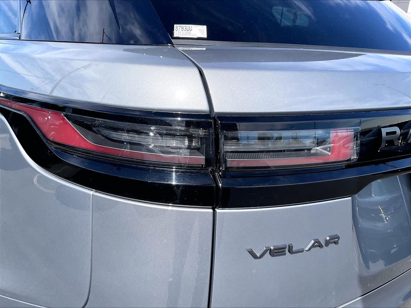 Used 2026 Land Rover Range Rover Velar Dynamic SE AWD/4WD image 34