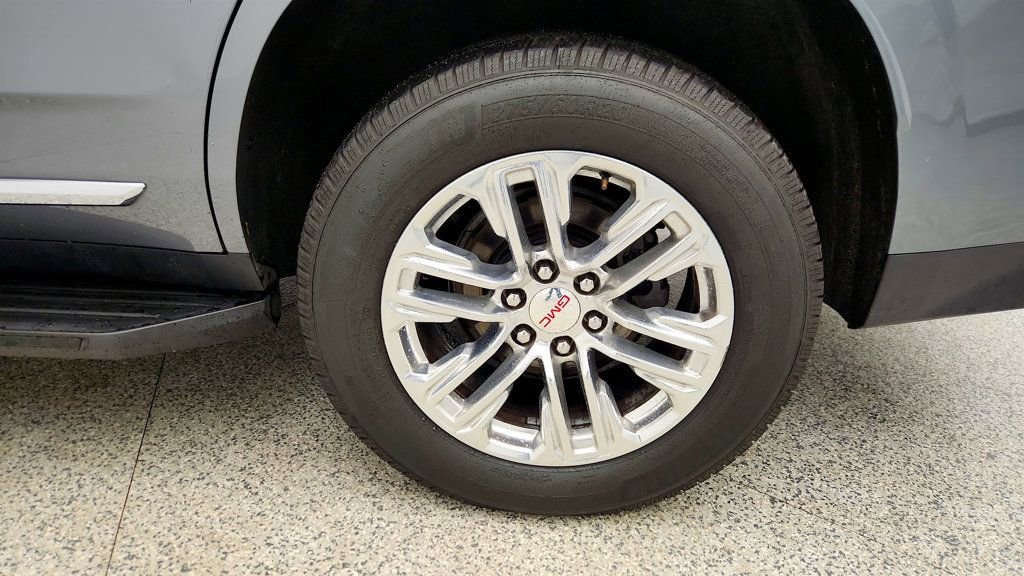 Used 2021 GMC Yukon SLT w/ SLT Premium Package image 9