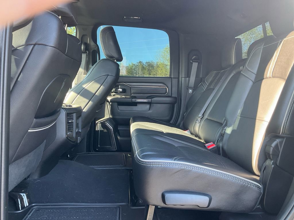 Used 2024 RAM 3500 Limited image 14