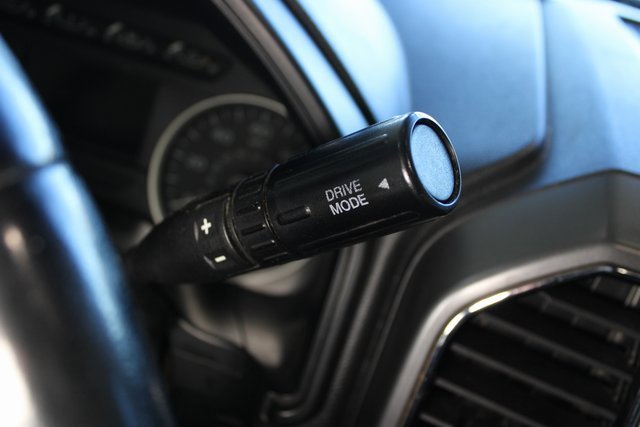 Used 2018 Ford F150 XLT w/ Equipment Group 302A Luxury image 19