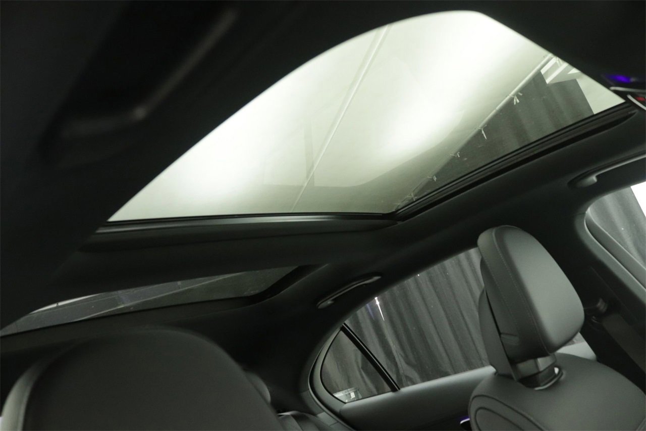 New 2025 Mercedes-Benz C 300 Sedan image 14