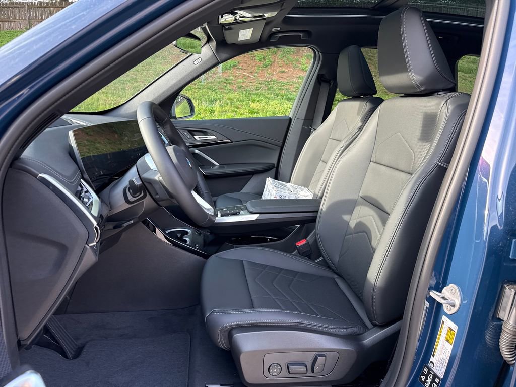 New 2026 BMW X1 xDrive28i w/ Technology Package AWD/4WD image 10