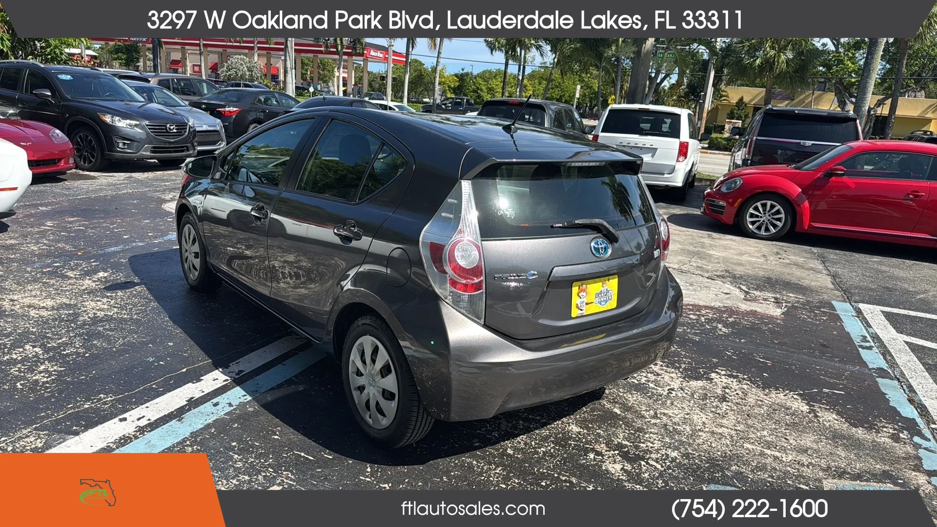 Used 2013 Toyota Prius C One FWD image 8
