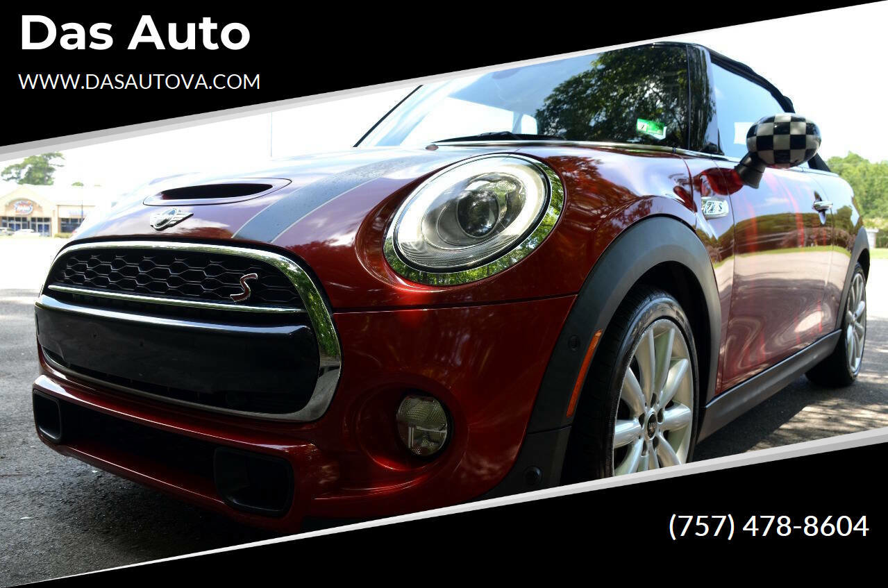 Used 2018 MINI Cooper S image 1