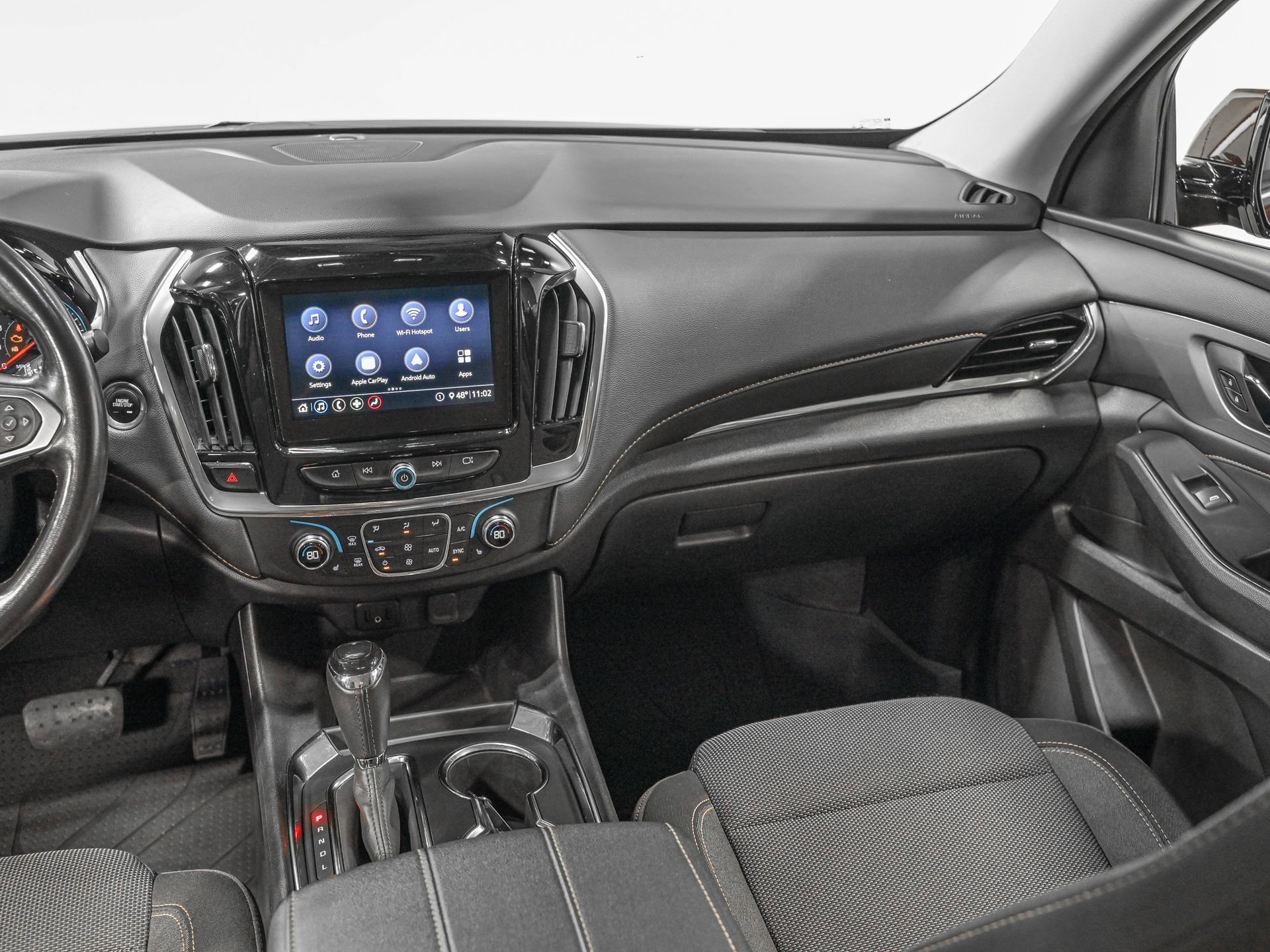 Used 2020 Chevrolet Traverse LT w/ LPO, Floor Liner Package image 32