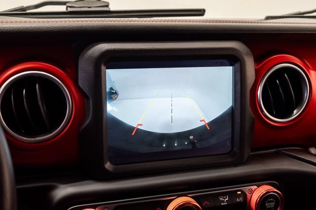 Used 2018 Jeep Wrangler Unlimited Rubicon AWD/4WD image 14