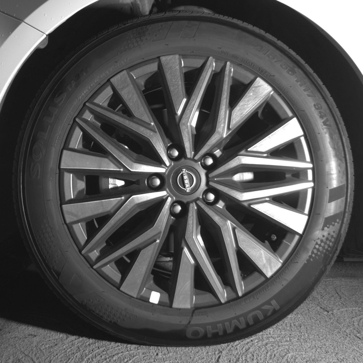 Used 2025 Nissan Altima 2.5 SV image 12