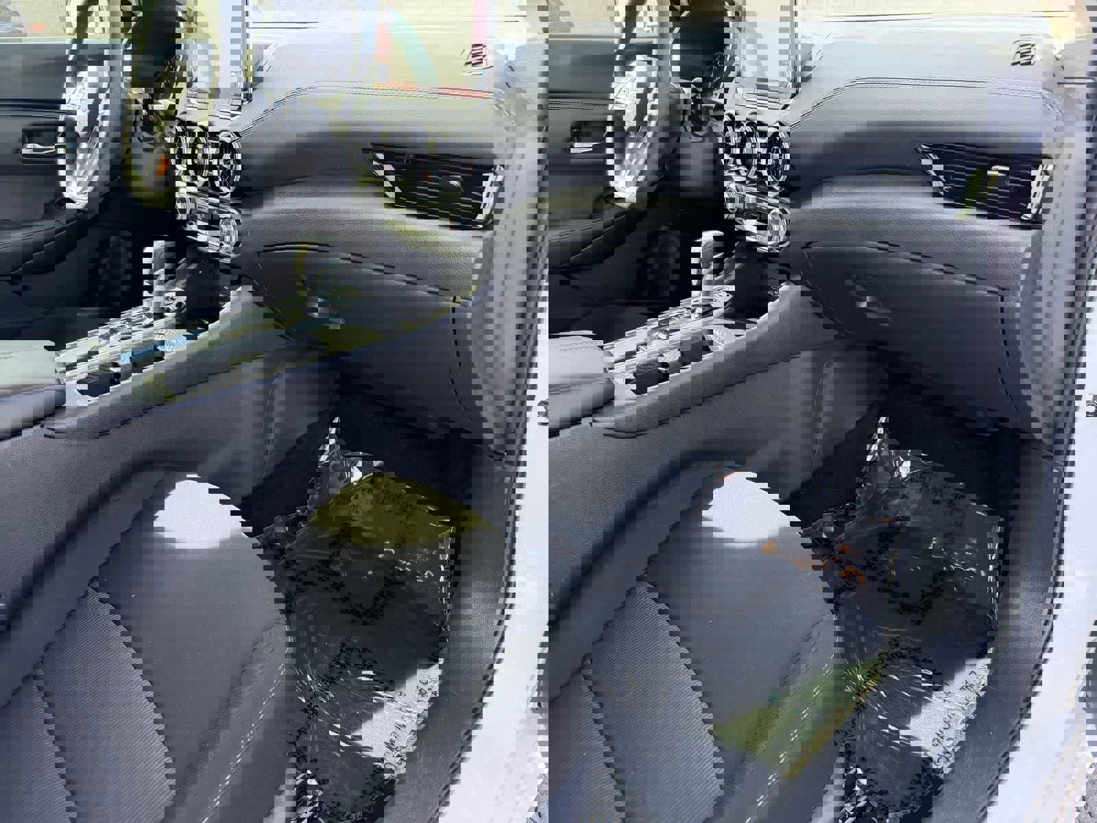 Used 2023 Nissan Sentra SV image 2