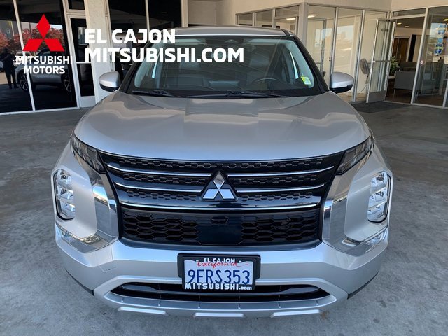 Used 2023 Mitsubishi Outlander SE image 8