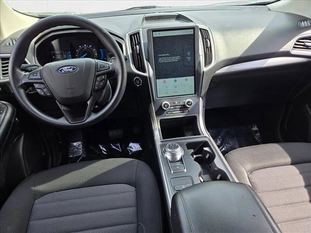 Used 2023 Ford Edge SE image 14